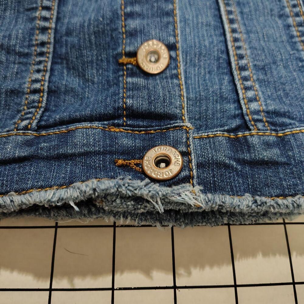 Girls Jordache Denim Blue vest 10/12 Star Gemstone detailing Minimal use - Picture 5 of 5